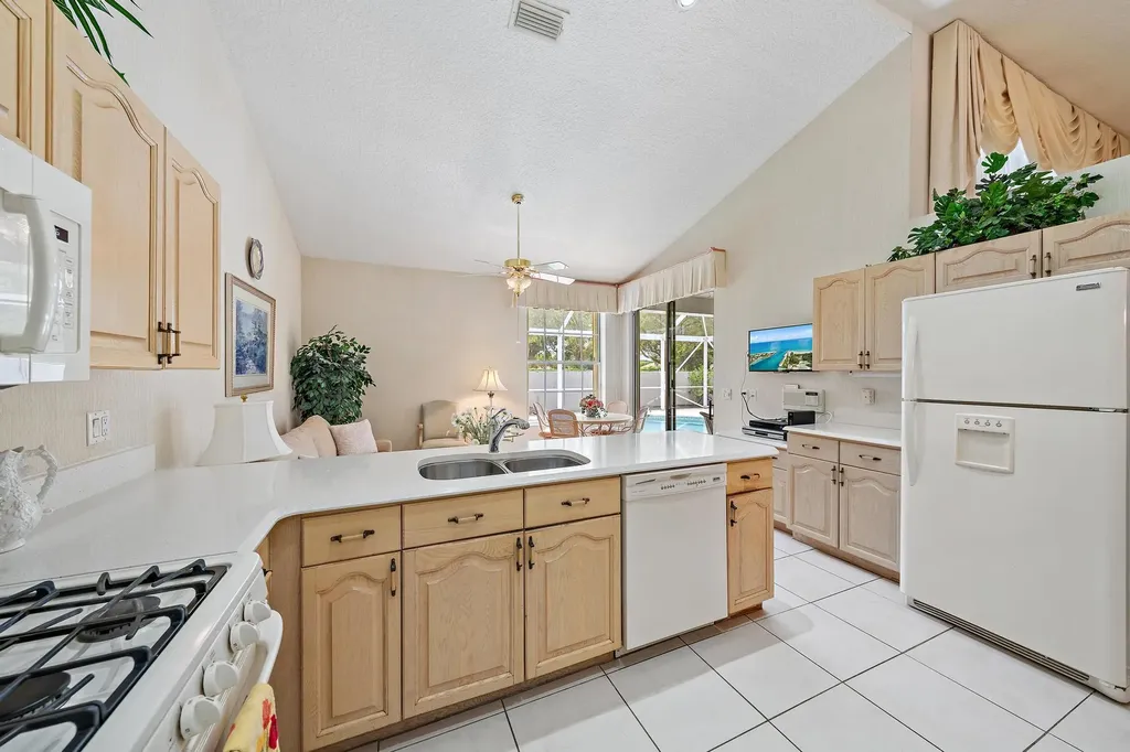 220 Eagleton Estates Boulevard Palm Beach Gardens FL 33418