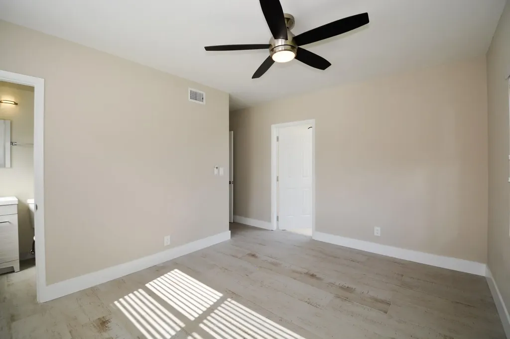 1835 Park Lane Fort Lauderdale FL 33315