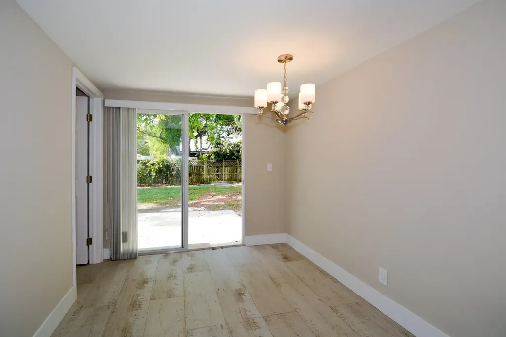 1835 Park Lane Fort Lauderdale FL 33315