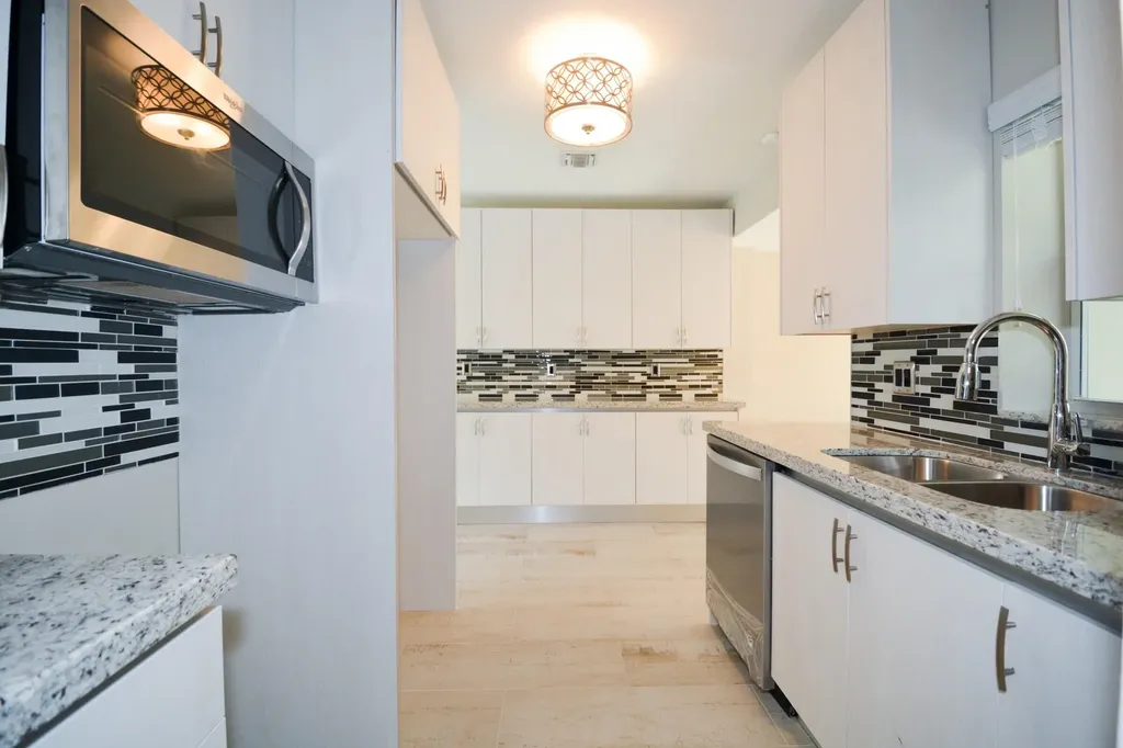 1835 Park Lane Fort Lauderdale FL 33315