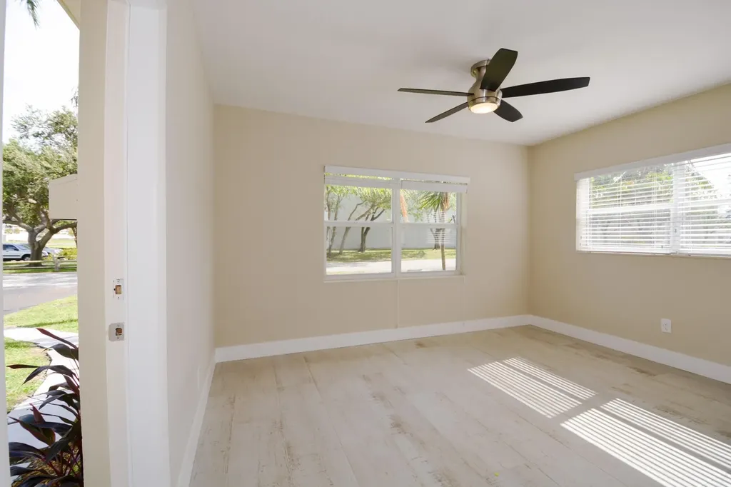 1835 Park Lane Fort Lauderdale FL 33315
