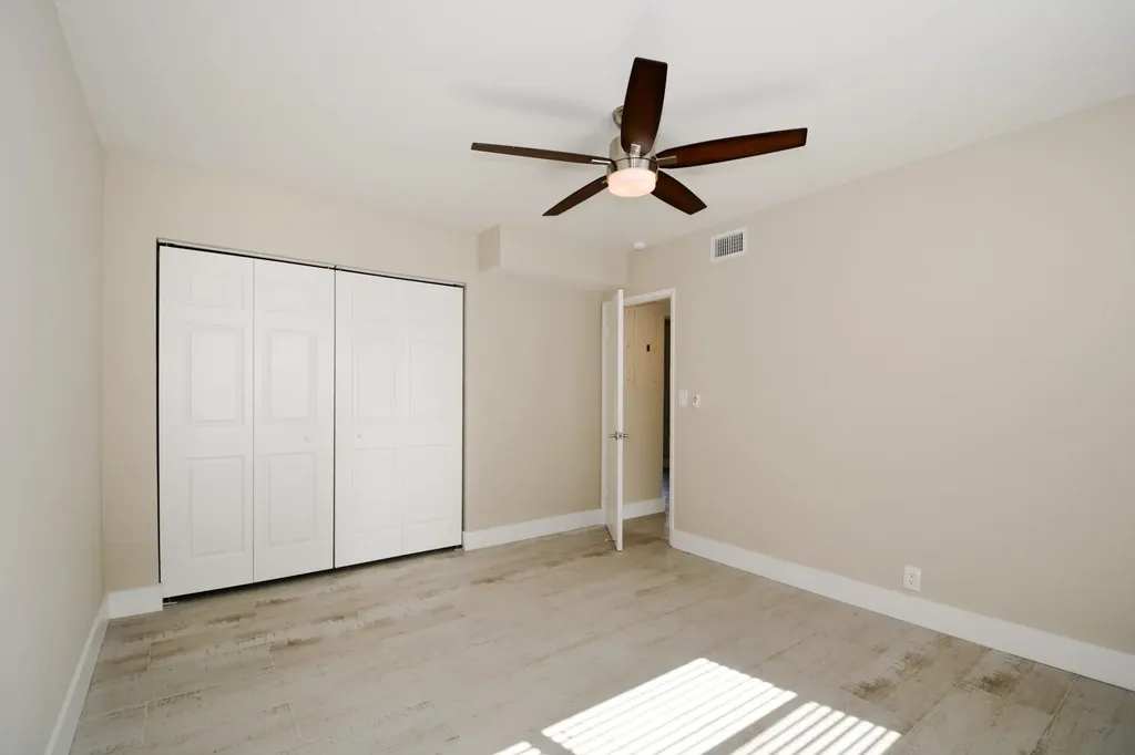 1835 Park Lane Fort Lauderdale FL 33315
