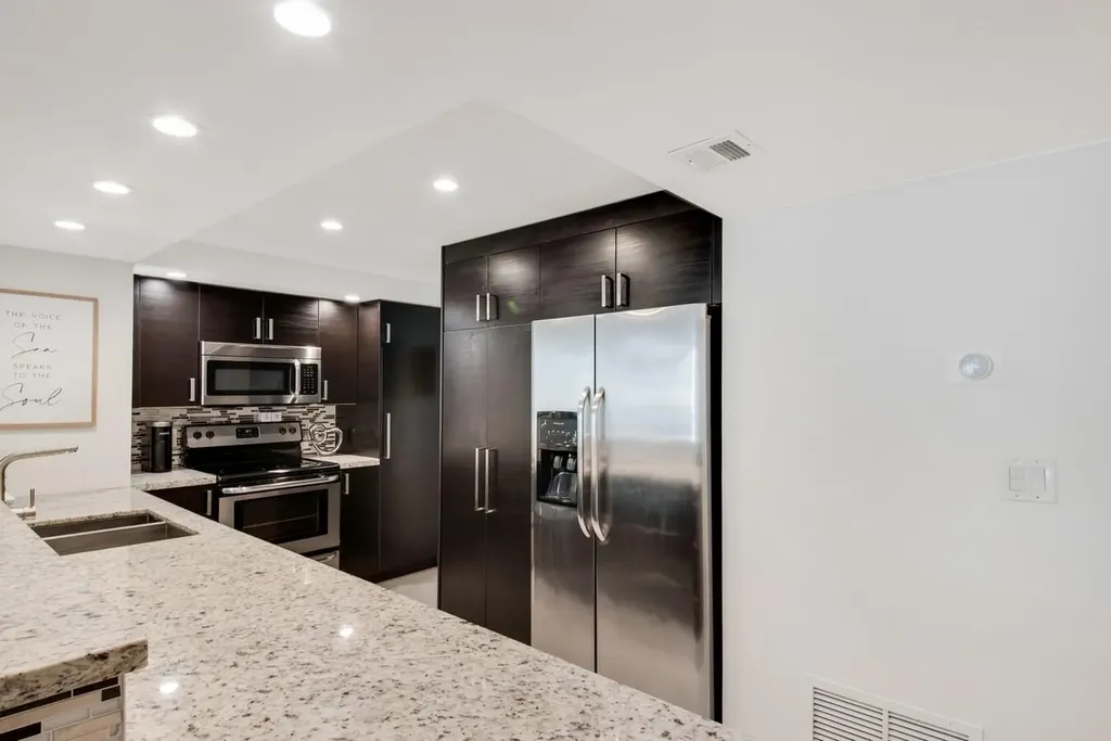 1147 Hillsboro Mile Hillsboro Beach FL 33062