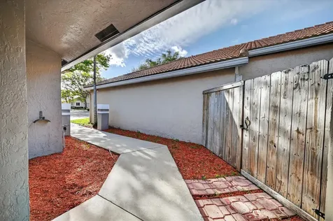 10160 NW 3rd Court Plantation FL 33324