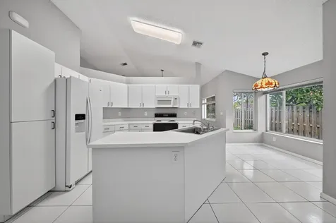 10160 NW 3rd Court Plantation FL 33324