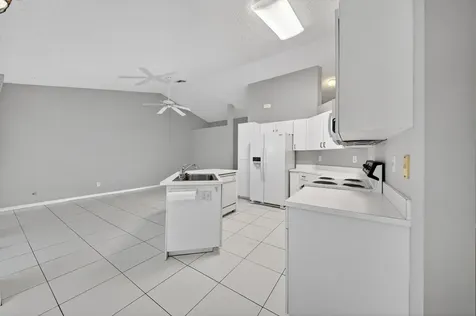 10160 NW 3rd Court Plantation FL 33324