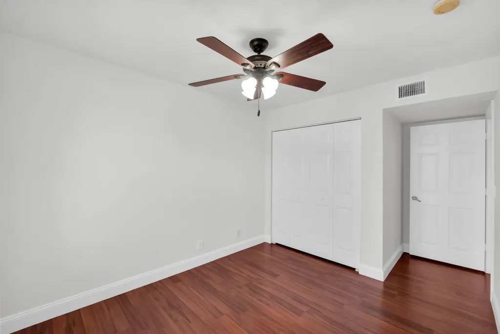 2581 Riverside Drive Coral Springs FL 33065