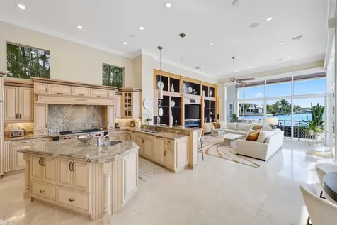 408 Fisher Lane Delray Beach FL 33483