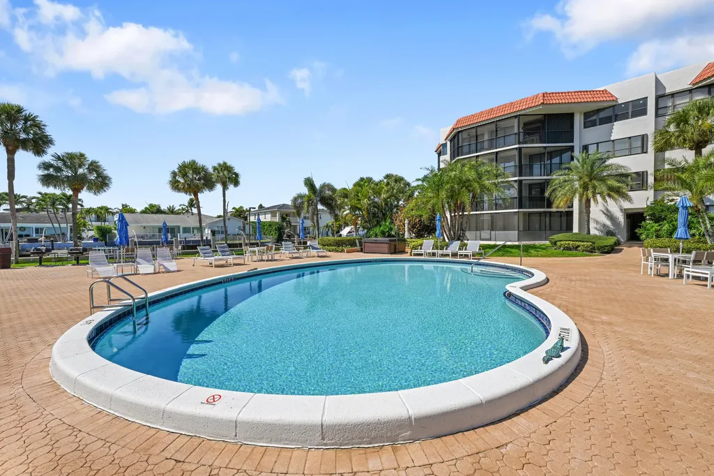 800 Jeffery Street Boca Raton FL 33487