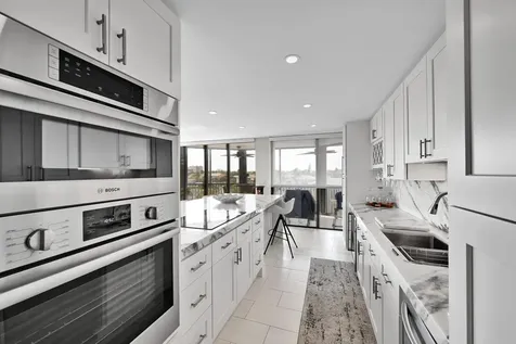 800 Jeffery Street Boca Raton FL 33487