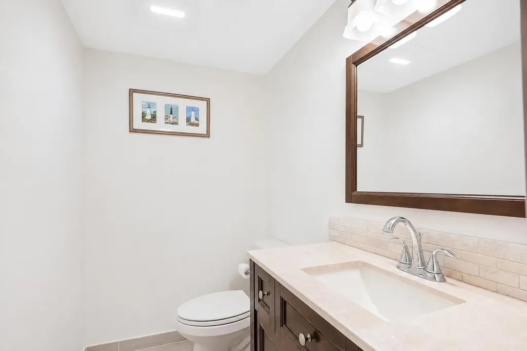 1147 Hillsboro Mile Hillsboro Beach FL 33062