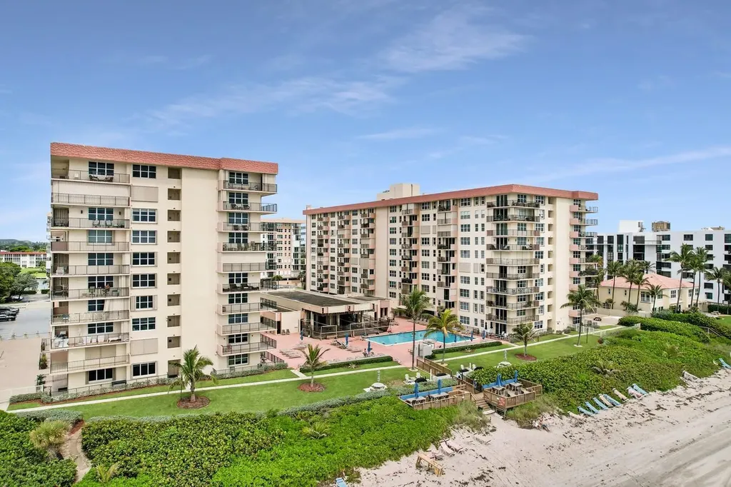 1147 Hillsboro Mile Hillsboro Beach FL 33062