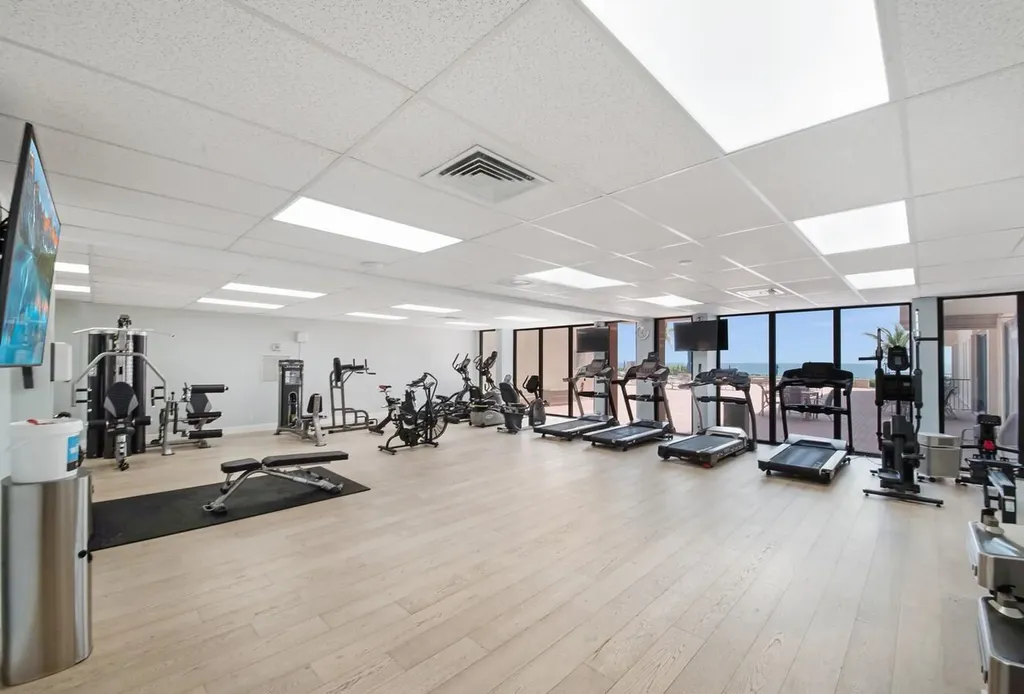 1147 Hillsboro Mile Hillsboro Beach FL 33062