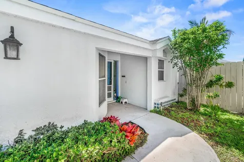 69 King Fisher Way Boynton Beach FL 33436