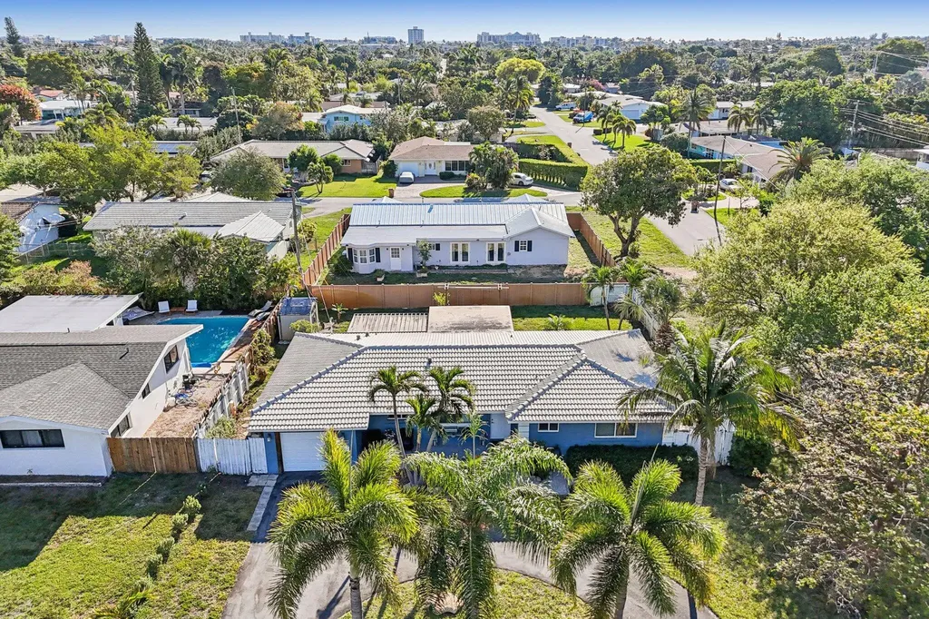 818 SE 9th Terrace Deerfield Beach FL 33441