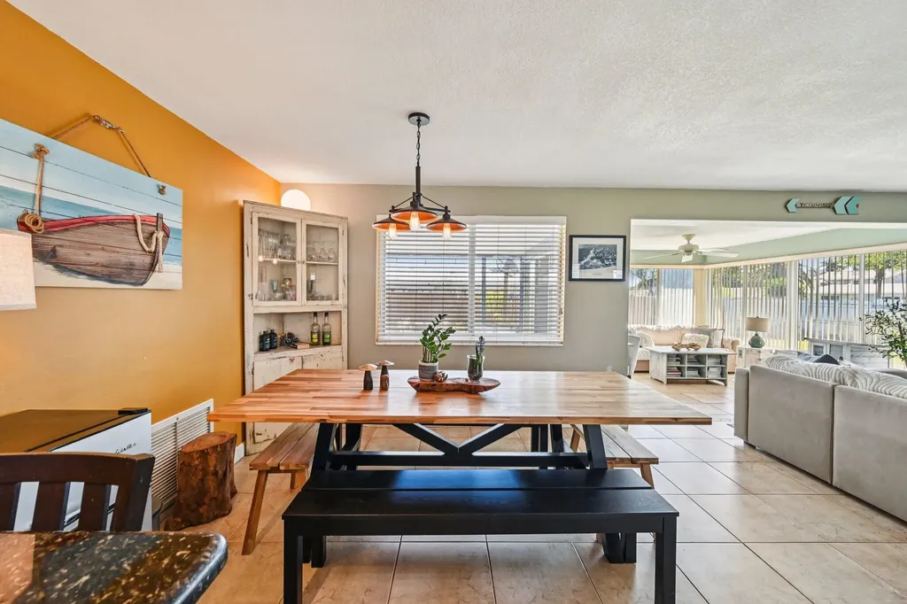 818 SE 9th Terrace Deerfield Beach FL 33441