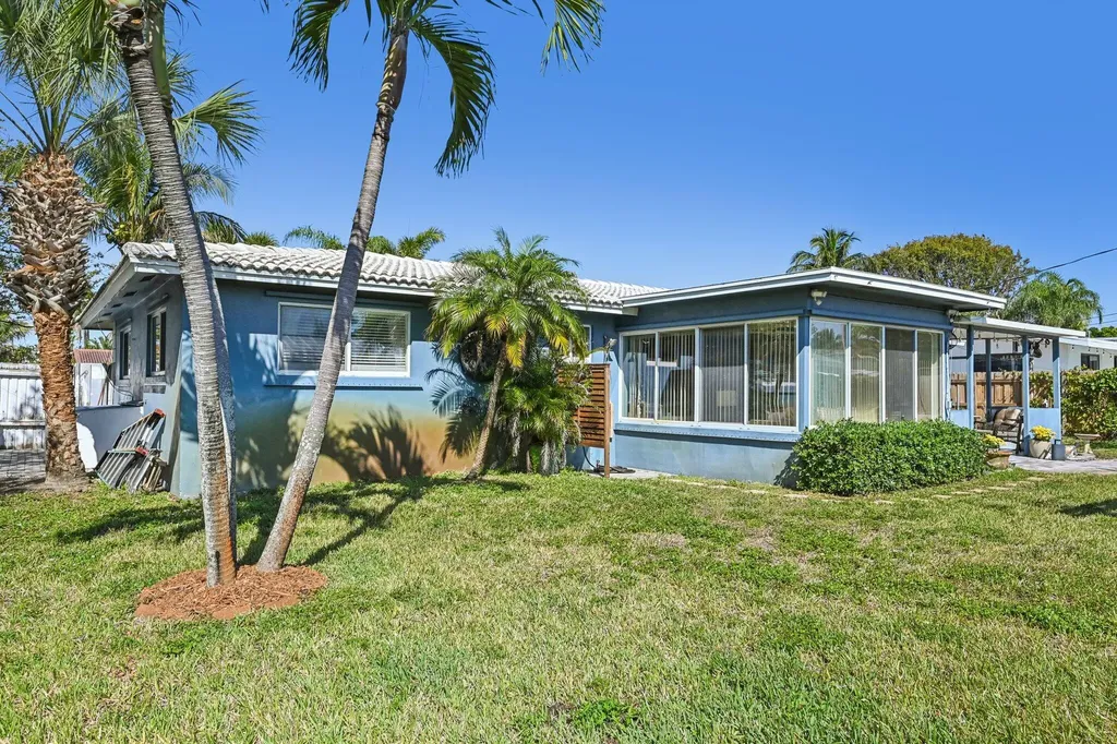 818 SE 9th Terrace Deerfield Beach FL 33441