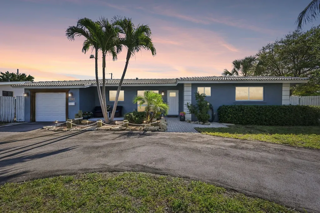 818 SE 9th Terrace Deerfield Beach FL 33441