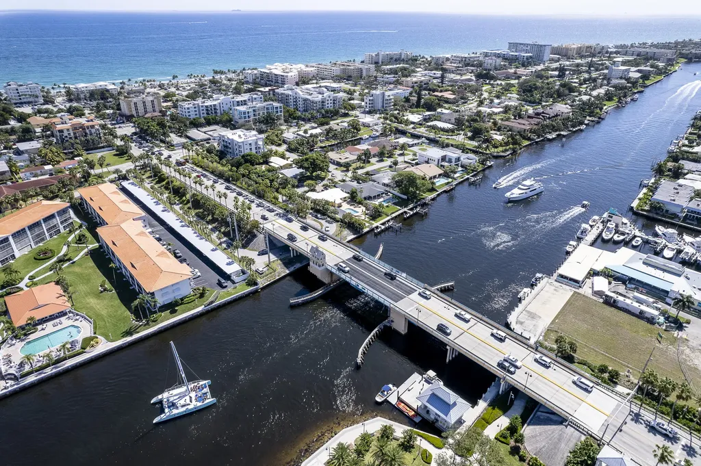 818 SE 9th Terrace Deerfield Beach FL 33441