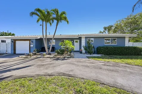 818 SE 9th Terrace Deerfield Beach FL 33441