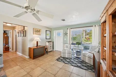 818 SE 9th Terrace Deerfield Beach FL 33441