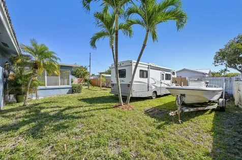 818 SE 9th Terrace Deerfield Beach FL 33441