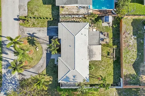 818 SE 9th Terrace Deerfield Beach FL 33441