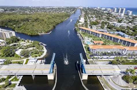 818 SE 9th Terrace Deerfield Beach FL 33441