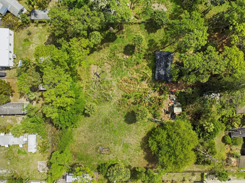 5133 Pine Grove Drive West Palm Beach FL