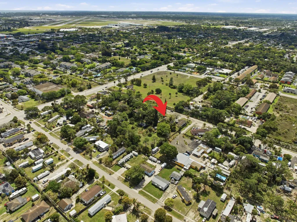 5133 Pine Grove Drive West Palm Beach FL