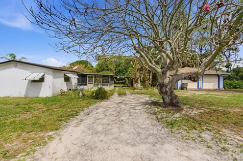 5133 Pine Grove Drive West Palm Beach FL
