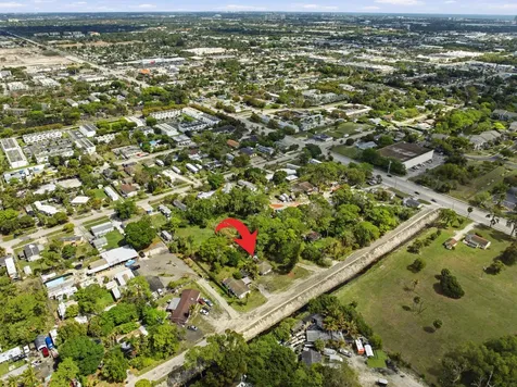 5133 Pine Grove Drive West Palm Beach FL
