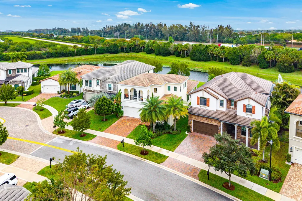 9091 Grand Prix Lane Boynton Beach FL 33472