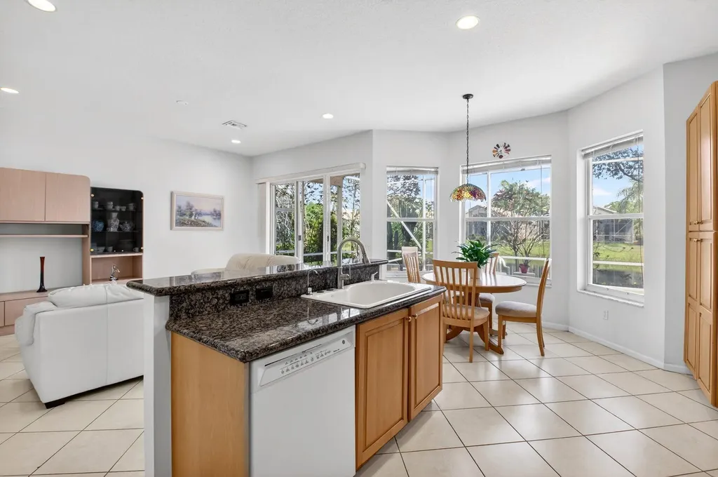 13738 Plaza Mayor Drive Delray Beach FL 33446