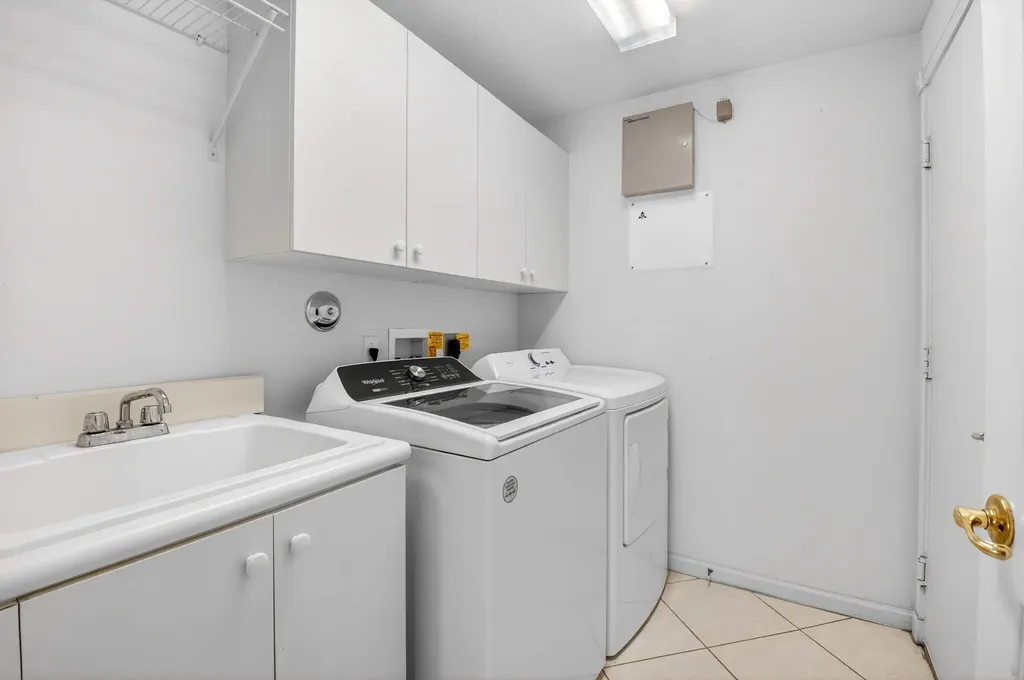 13738 Plaza Mayor Drive Delray Beach FL 33446