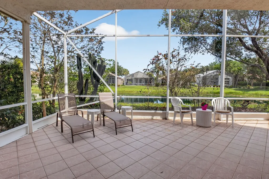 13738 Plaza Mayor Drive Delray Beach FL 33446