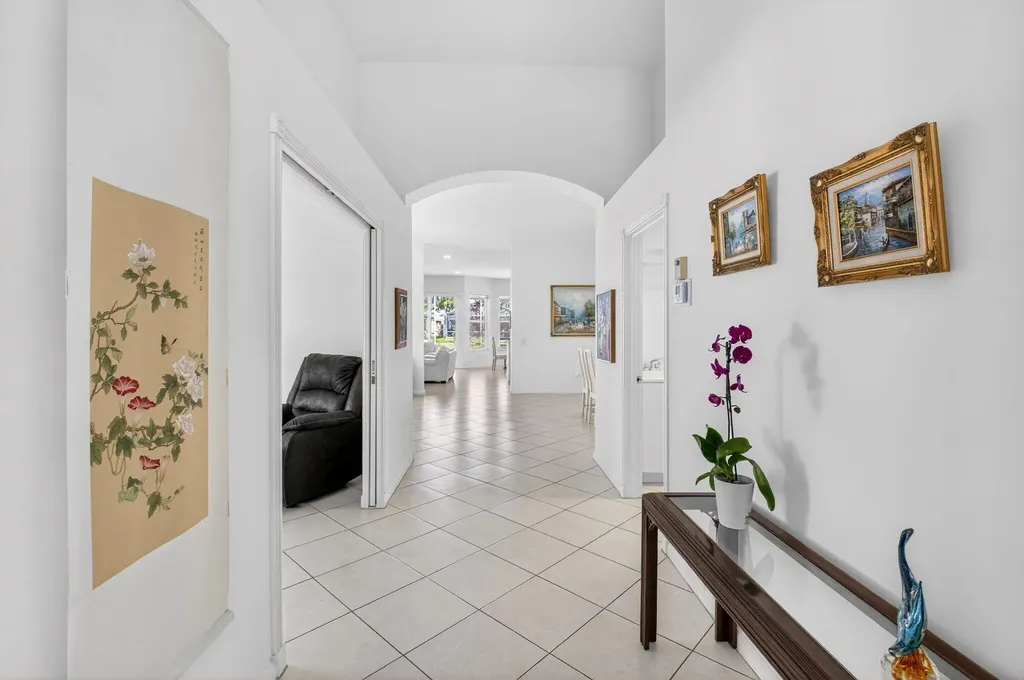 13738 Plaza Mayor Drive Delray Beach FL 33446