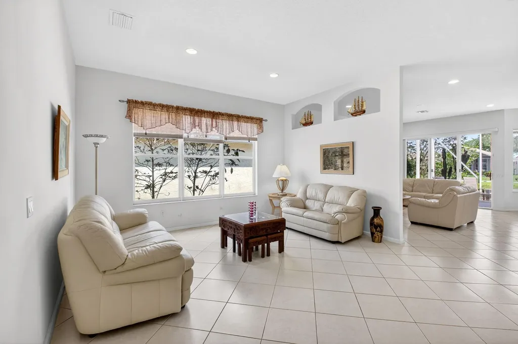 13738 Plaza Mayor Drive Delray Beach FL 33446