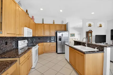 13738 Plaza Mayor Drive Delray Beach FL 33446
