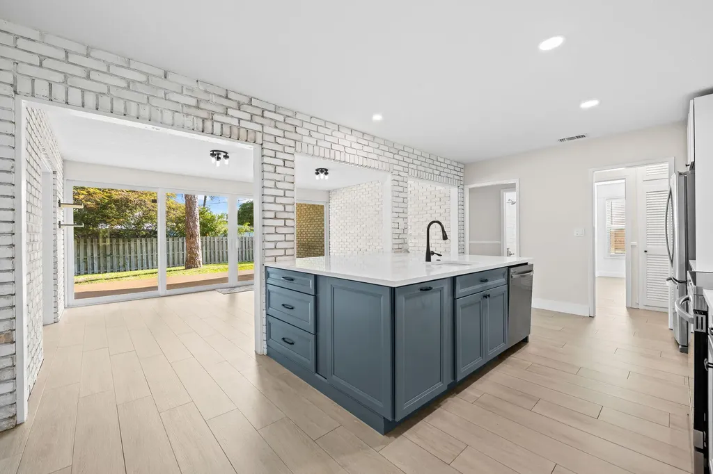 3251 Riverland Road Fort Lauderdale FL 33312