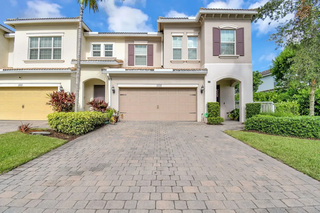 1105 Banyan Drive Hollywood FL 33021