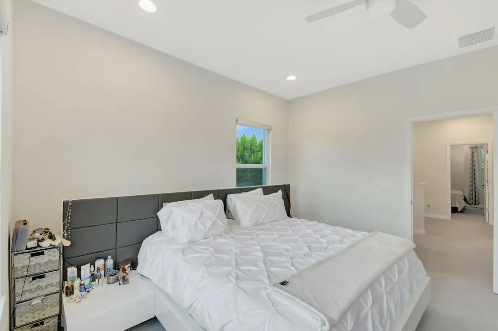 1105 Banyan Drive Hollywood FL 33021