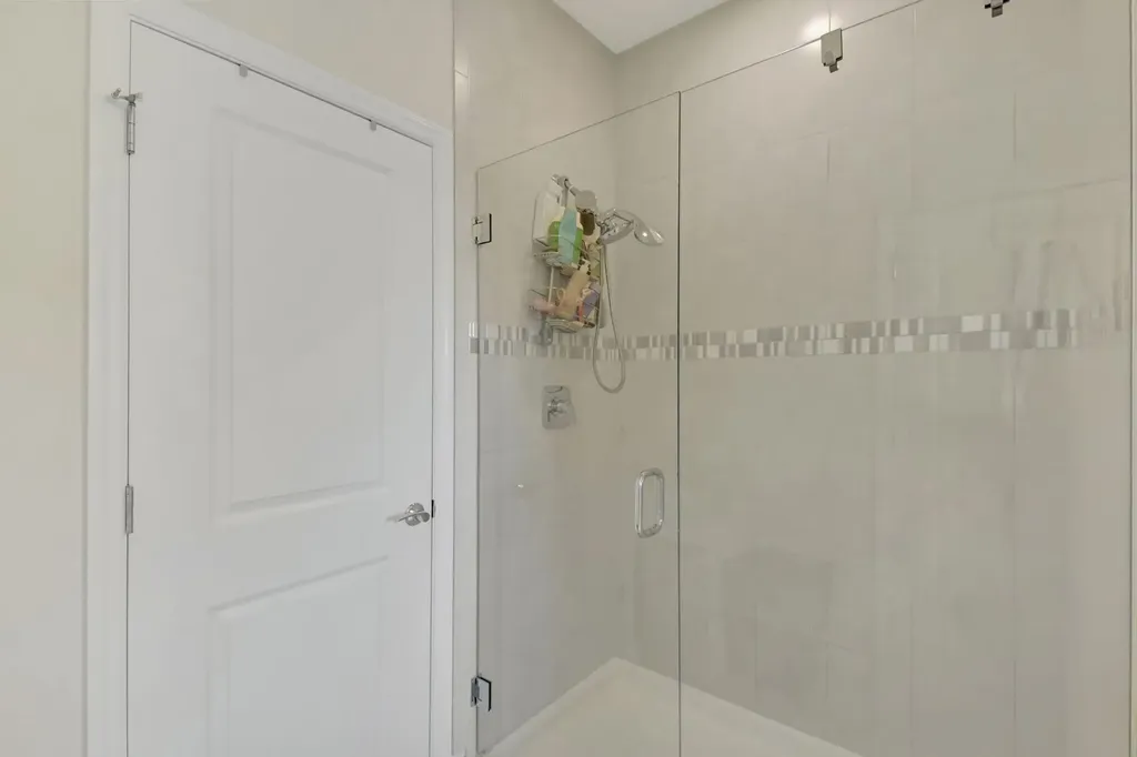1105 Banyan Drive Hollywood FL 33021
