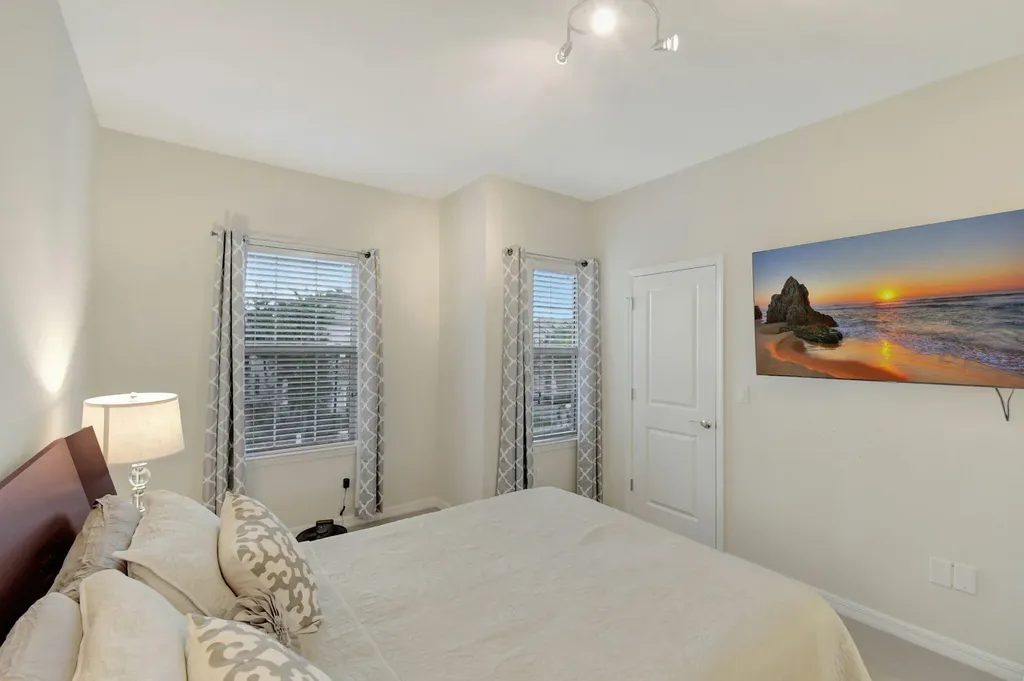 1105 Banyan Drive Hollywood FL 33021