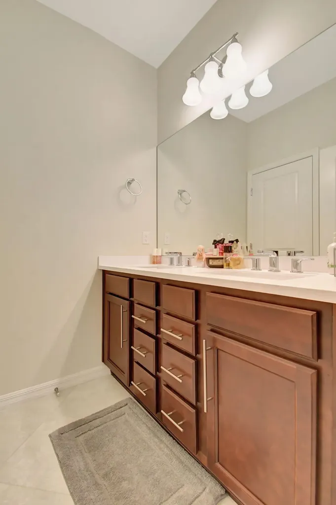 1105 Banyan Drive Hollywood FL 33021