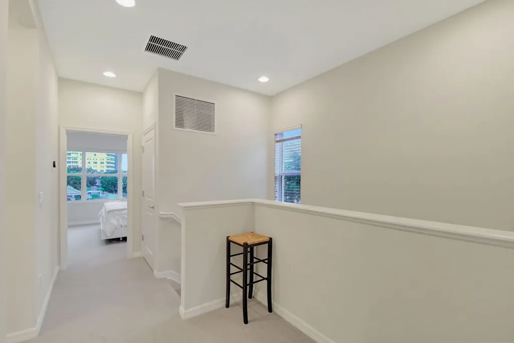 1105 Banyan Drive Hollywood FL 33021
