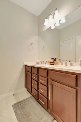 1105 Banyan Drive Hollywood FL 33021