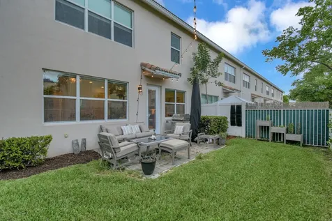 1105 Banyan Drive Hollywood FL 33021
