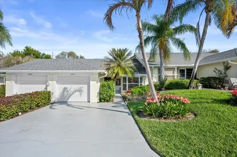 10831 SE Sea Pines Circle Hobe Sound FL 33455