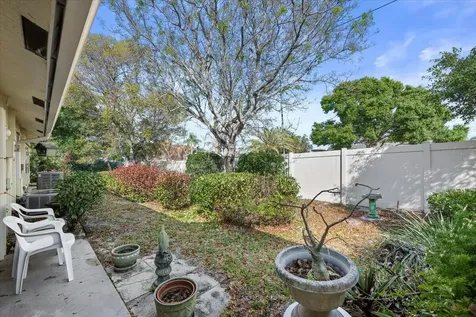 10831 SE Sea Pines Circle Hobe Sound FL 33455